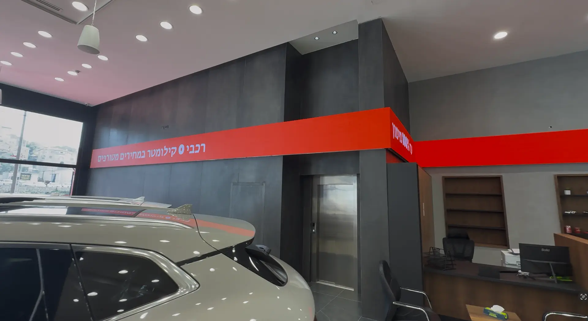 מסך לד 35 מטר לסוכנות רכבים - תמונה 2